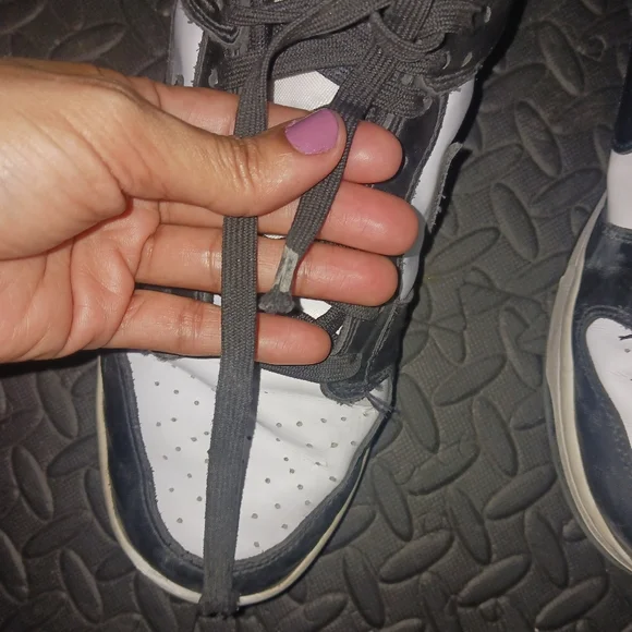 Nike Dunk Panda Men Sneakers - Picture 14 of 16